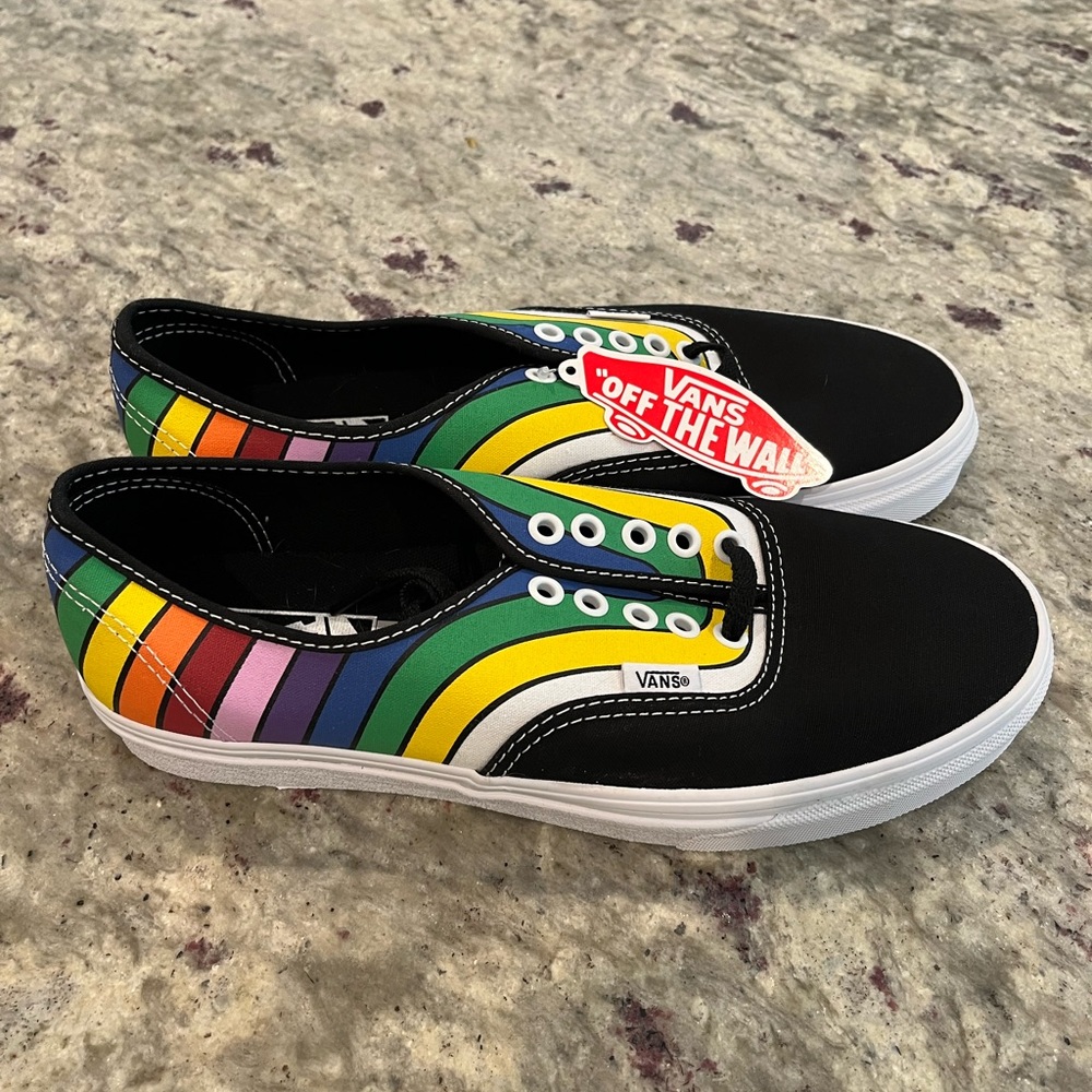 Nwt Vans Authentic - image 1